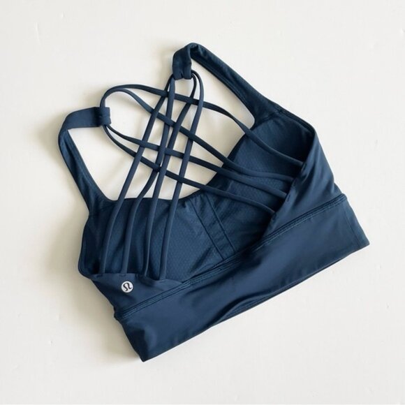 Lululemon SIZE 6 Free to be Wild longlined sports bra in Night Diver - Picture 3 of 5